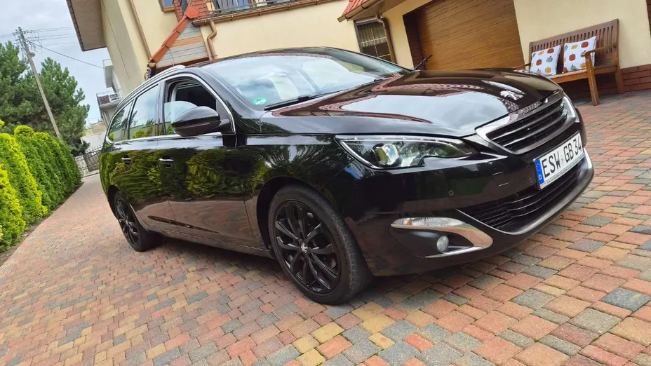 PEUGEOT 308 -