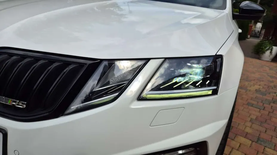 SKODA Octavia -