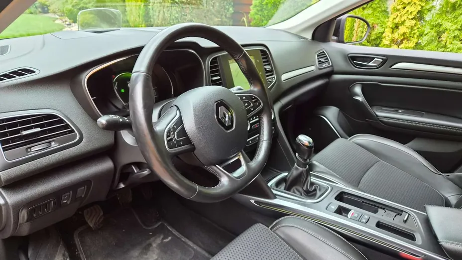 RENAULT Megane -