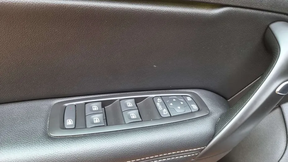 RENAULT Megane -