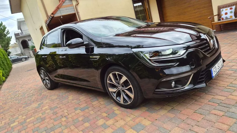 RENAULT Megane -