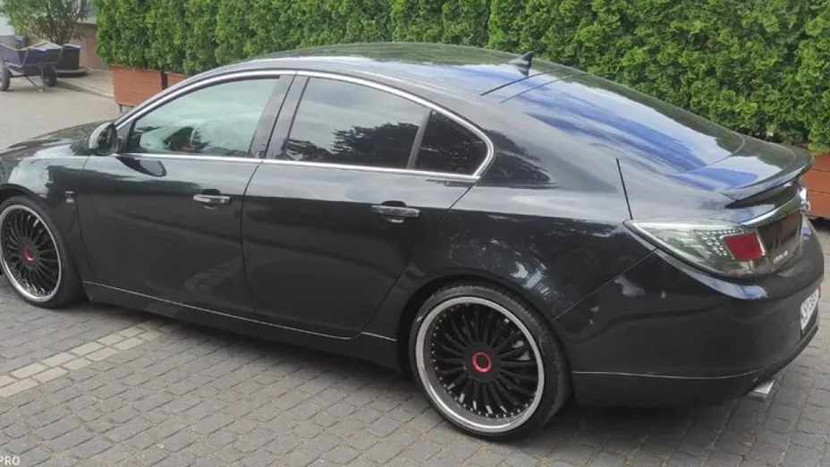OPEL Insignia -