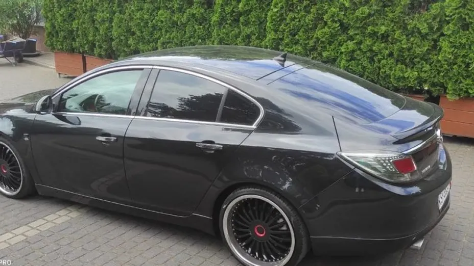 OPEL Insignia -