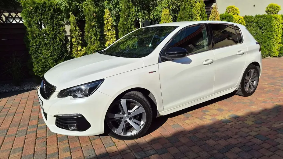 PEUGEOT 308 -