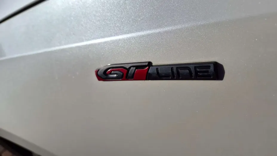 PEUGEOT 308 -