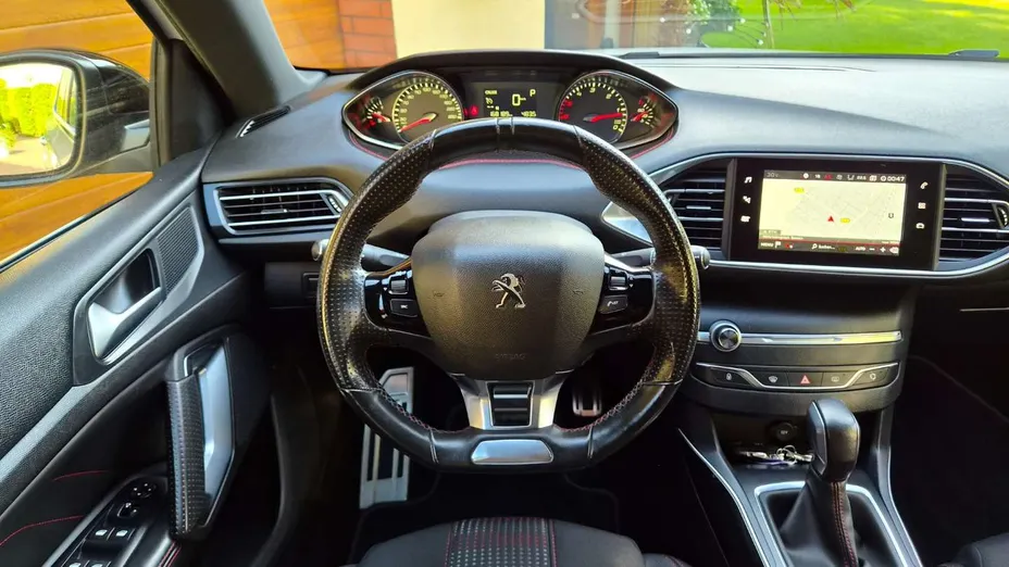 PEUGEOT 308 -