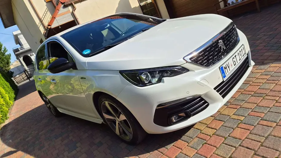 PEUGEOT 308 -