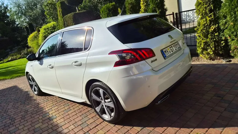 PEUGEOT 308 -