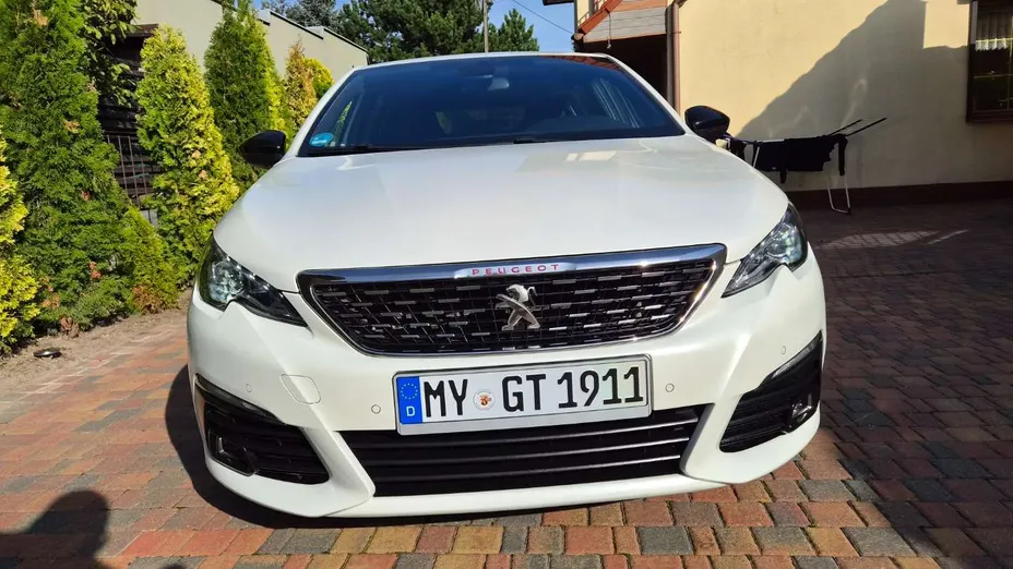 PEUGEOT 308 -