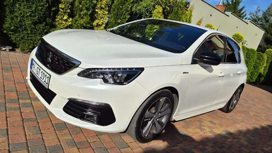 PEUGEOT 308 -