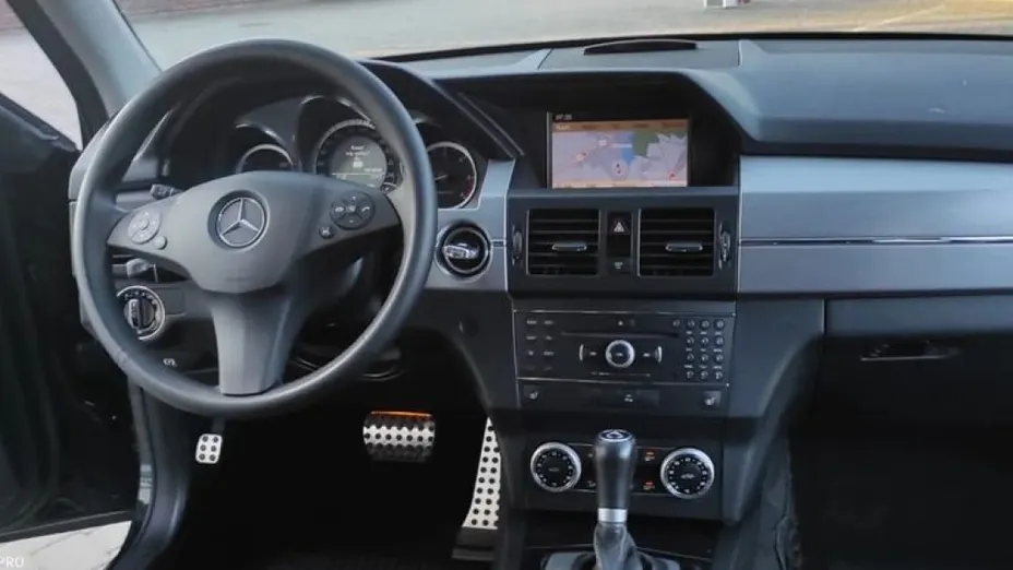 MERCEDES-BENZ GLK -