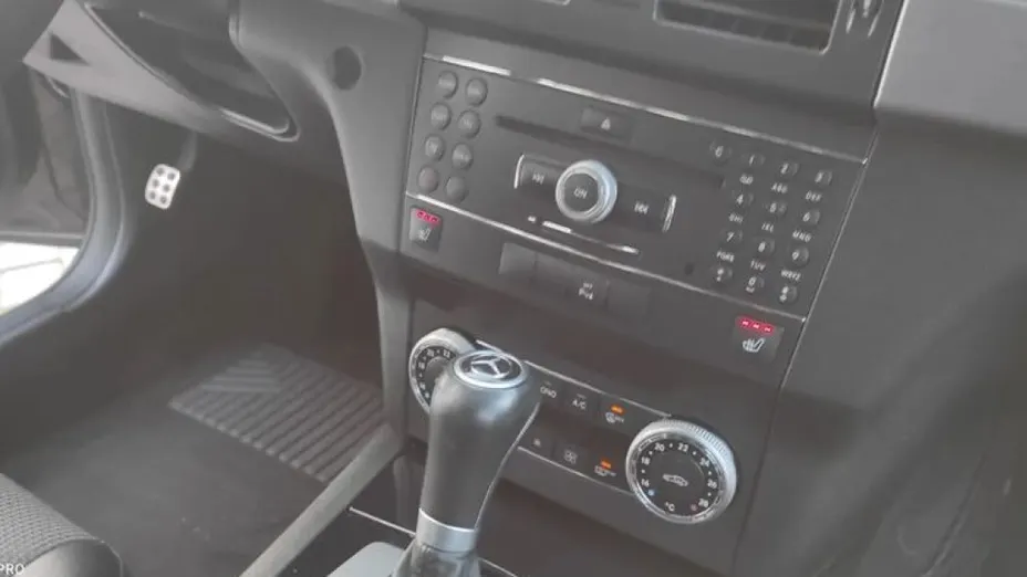 MERCEDES-BENZ GLK -