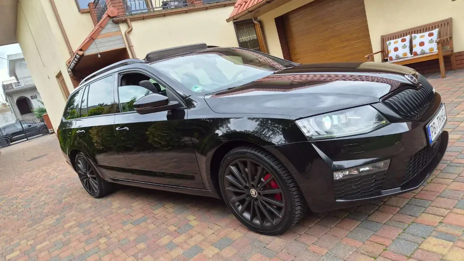 SKODA Octavia -