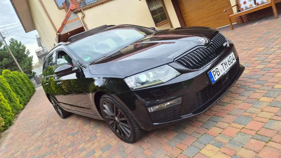 SKODA Octavia -
