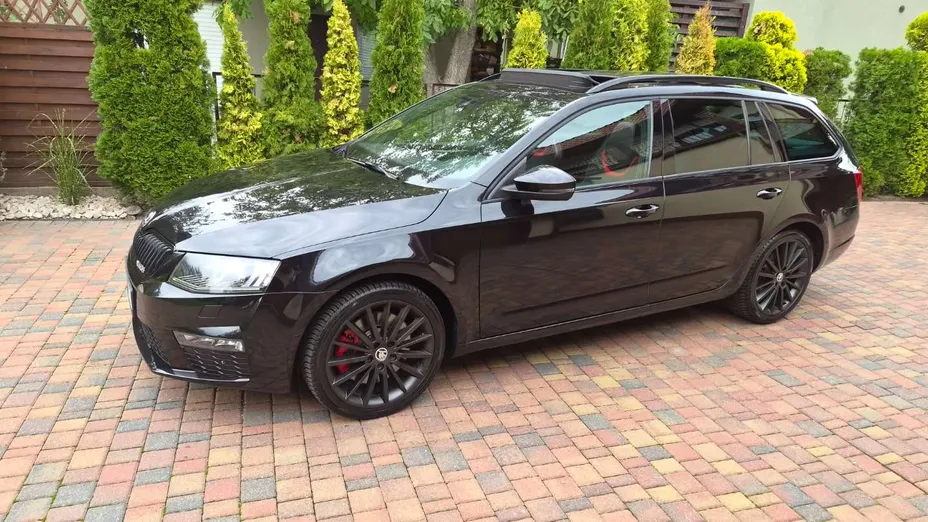 SKODA Octavia -