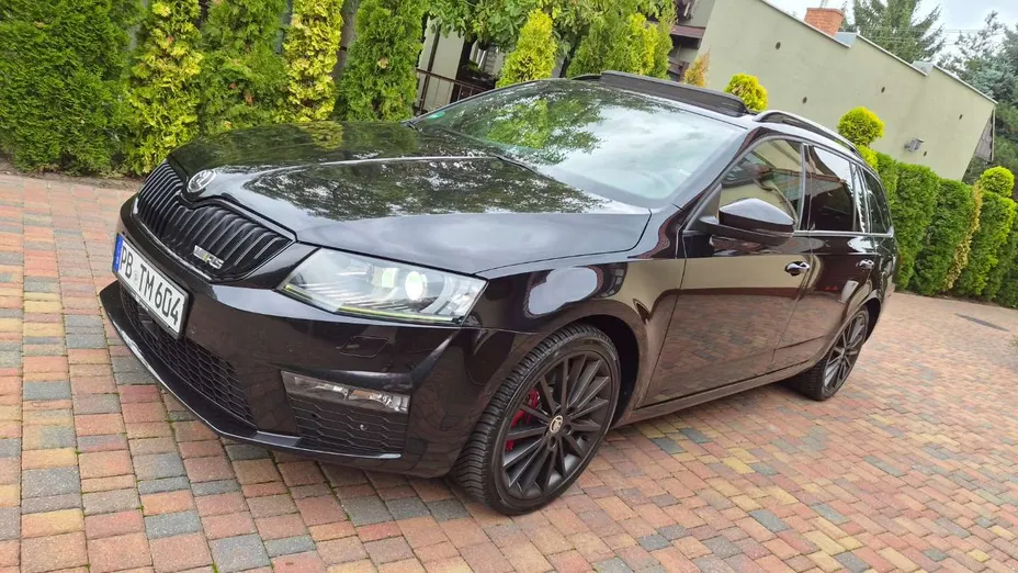 SKODA Octavia -