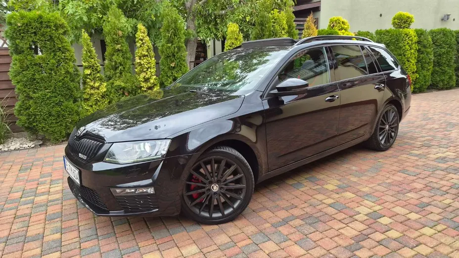 SKODA Octavia -