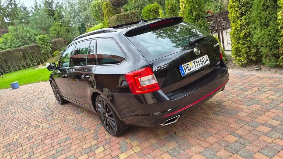 SKODA Octavia -