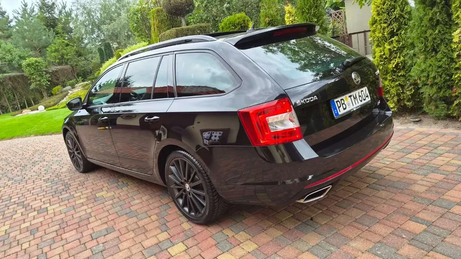 SKODA Octavia -