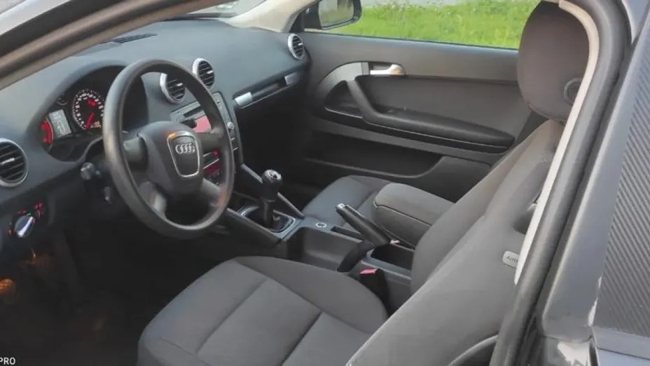 AUDI A3 -