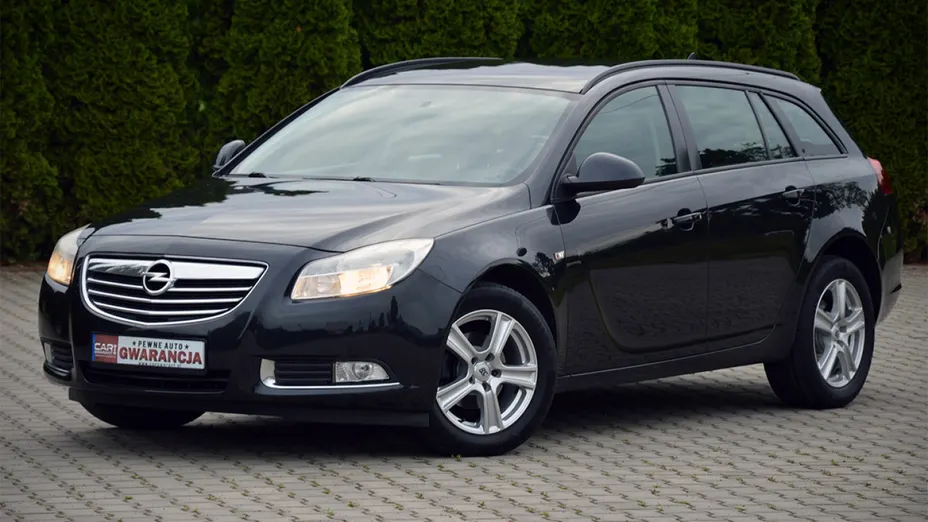 OPEL Insignia -