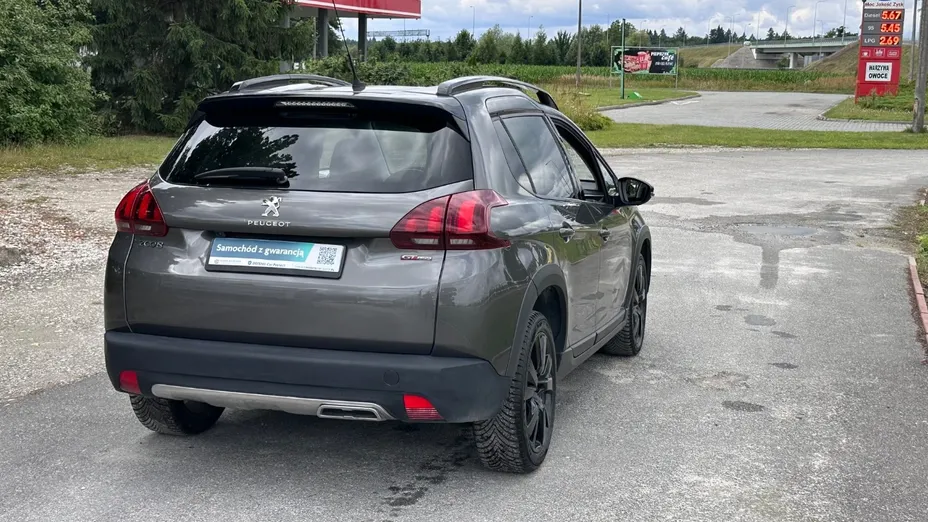 PEUGEOT 2008 -