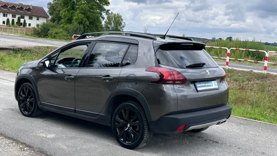 PEUGEOT 2008 -