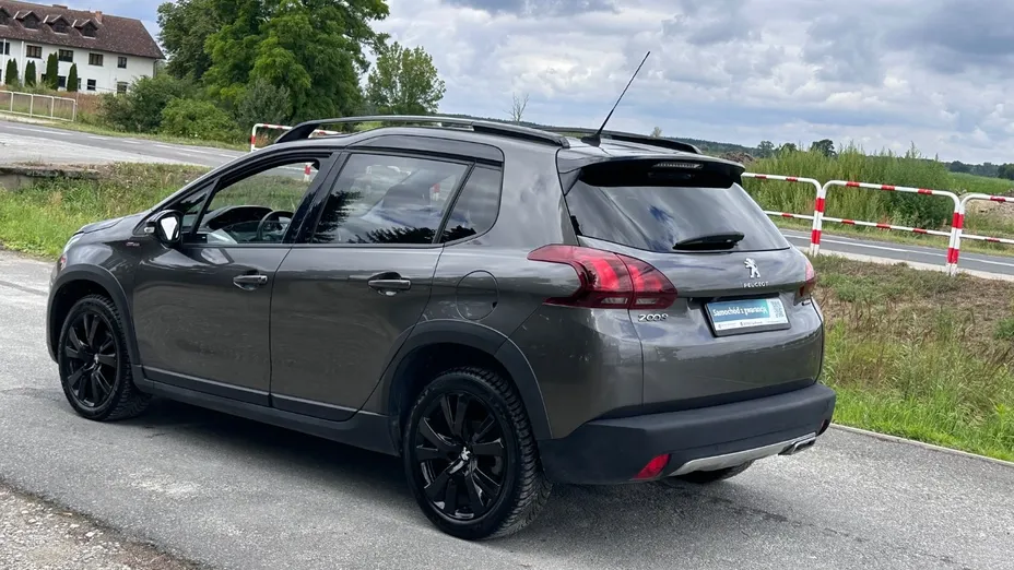 PEUGEOT 2008 -