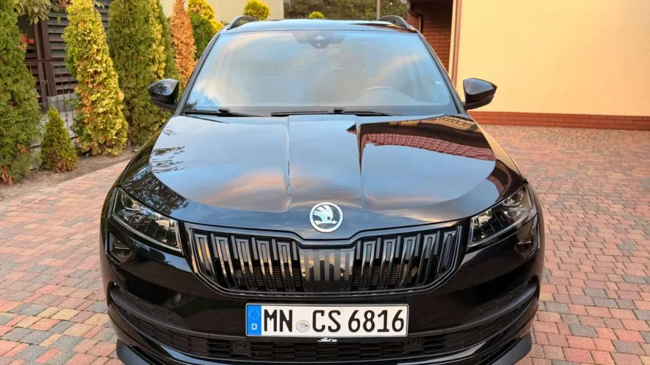 SKODA Karoq -