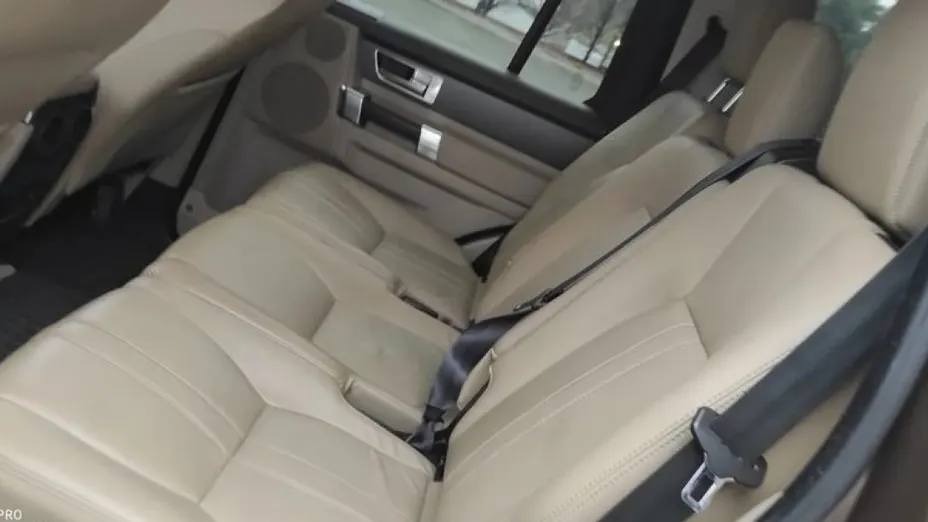 LAND ROVER Discovery -