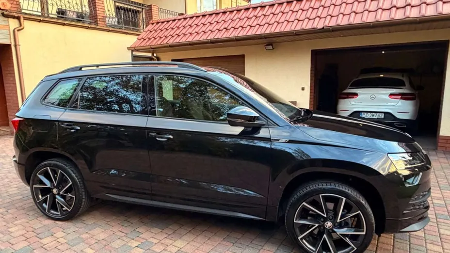 SKODA Karoq -