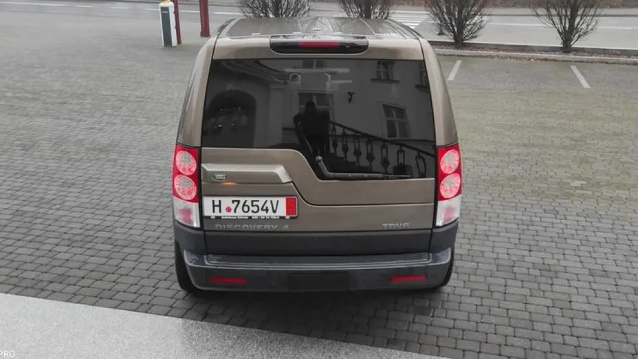 LAND ROVER Discovery -
