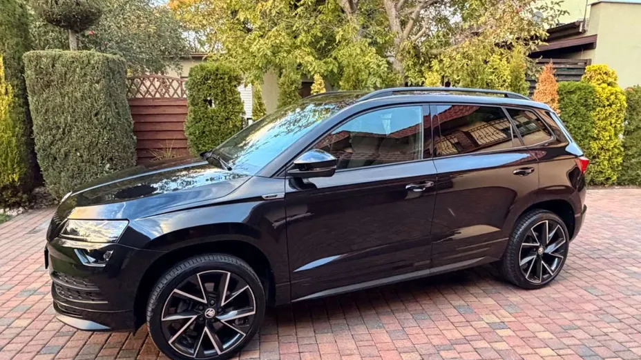 SKODA Karoq -