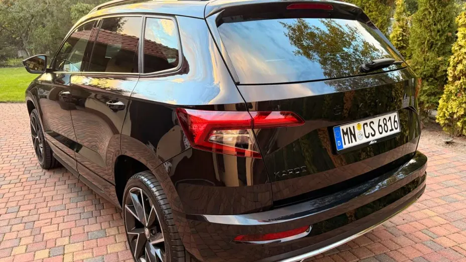 SKODA Karoq -