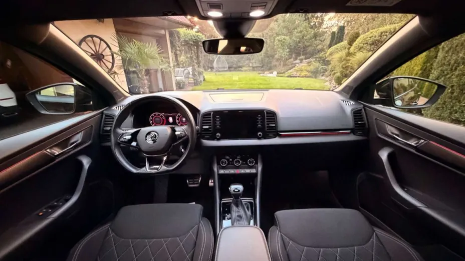 SKODA Karoq -