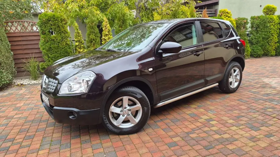 NISSAN Qashqai -