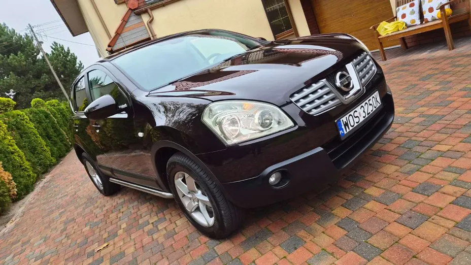 NISSAN Qashqai -