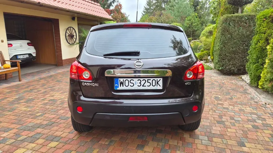 NISSAN Qashqai -
