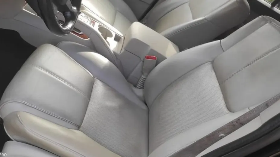 JEEP Commander -