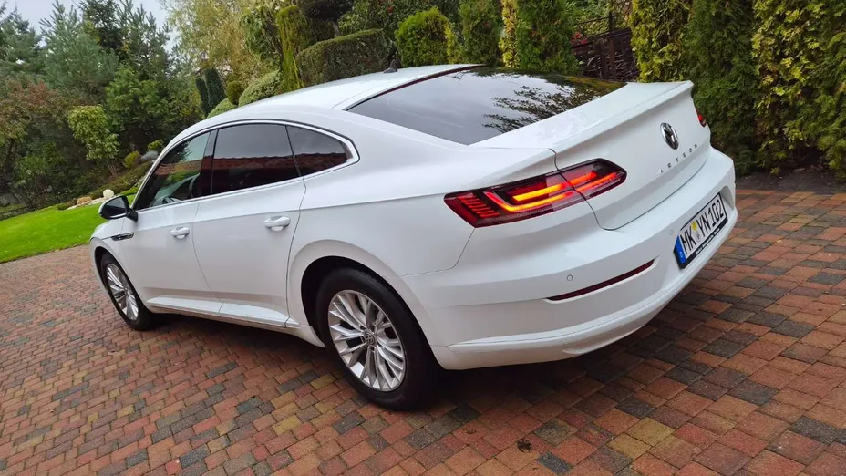 VOLKSWAGEN Arteon -