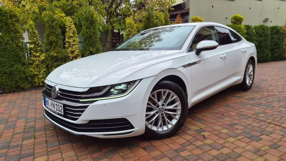 VOLKSWAGEN Arteon -