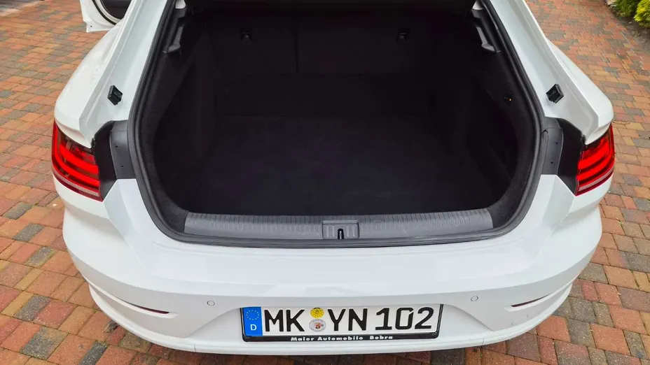 VOLKSWAGEN Arteon -