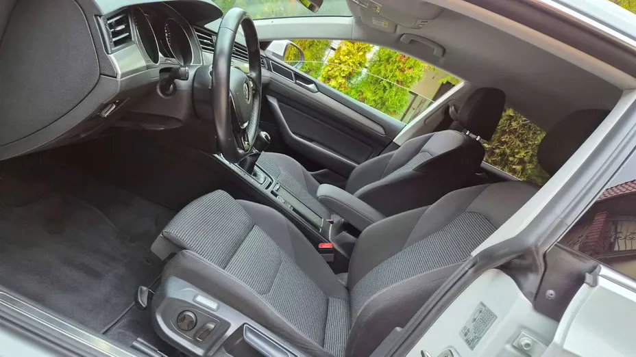 VOLKSWAGEN Arteon -
