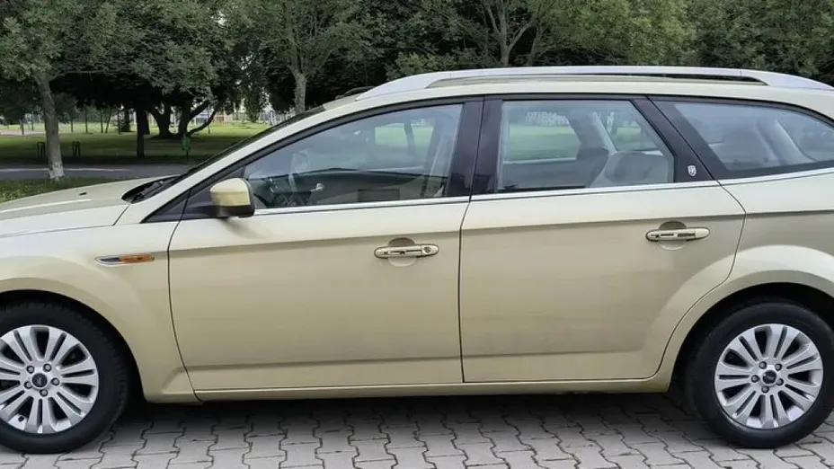 FORD Mondeo -