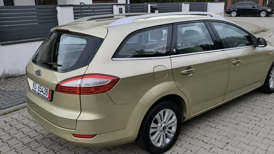 FORD Mondeo -