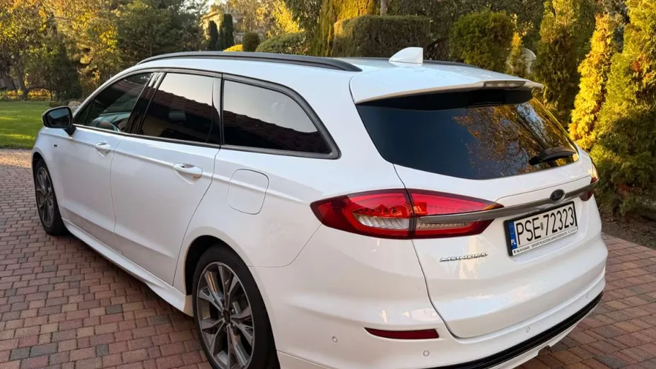 FORD Mondeo -