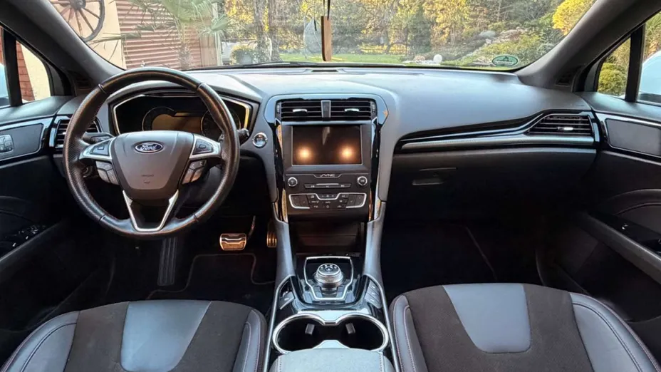 FORD Mondeo -