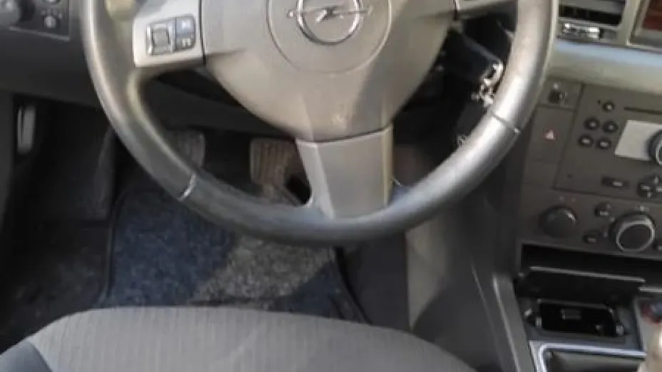 OPEL Signum -