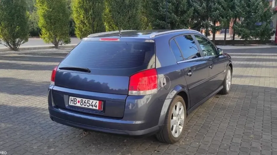 OPEL Signum -