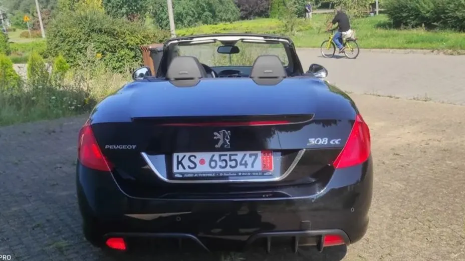 PEUGEOT 308 -